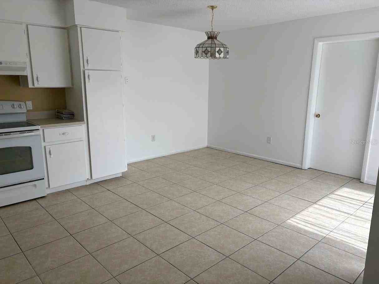 7467 Mead Dr - Photo 5 of 12