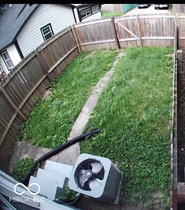 4040 N College Ave - Photo 3 of 20