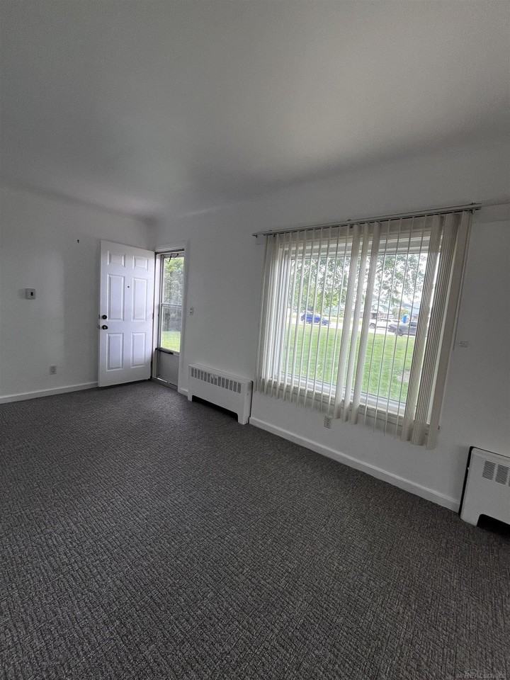 45599 North Ave - Photo 6 of 22