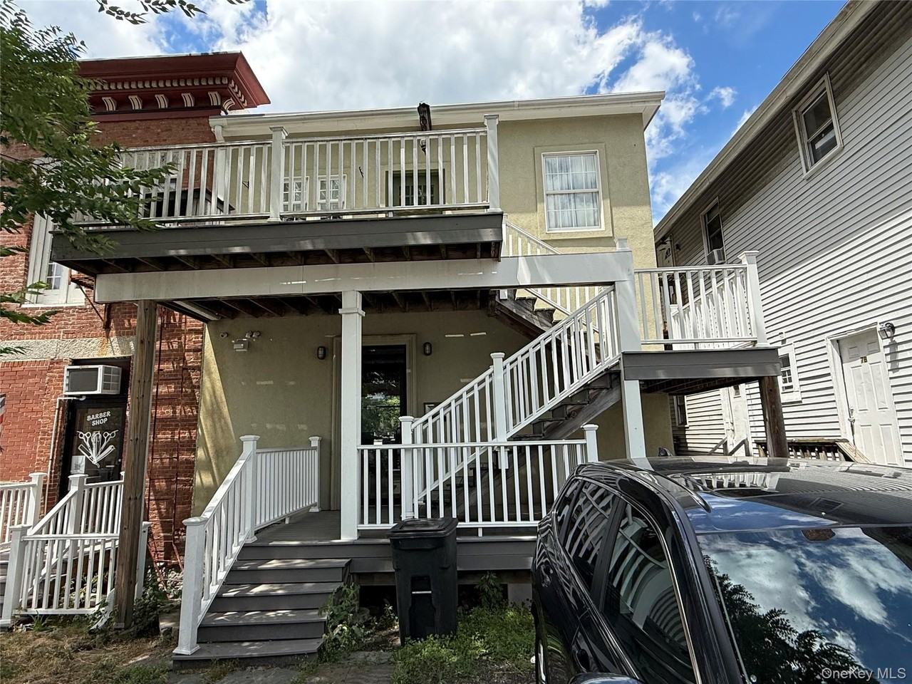 5 Wayne Ave - Photo 2 of 9
