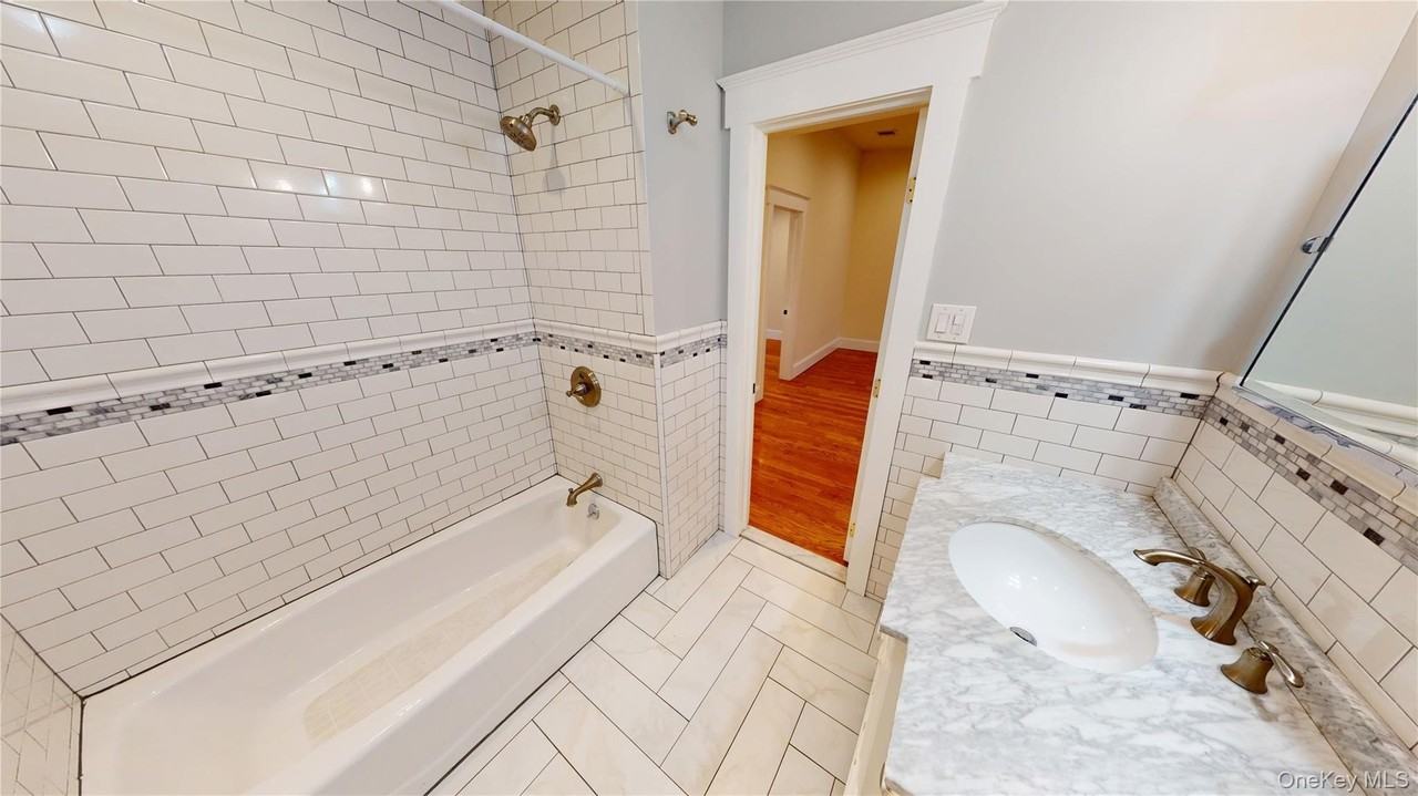 5 Wayne Ave - Photo 6 of 9