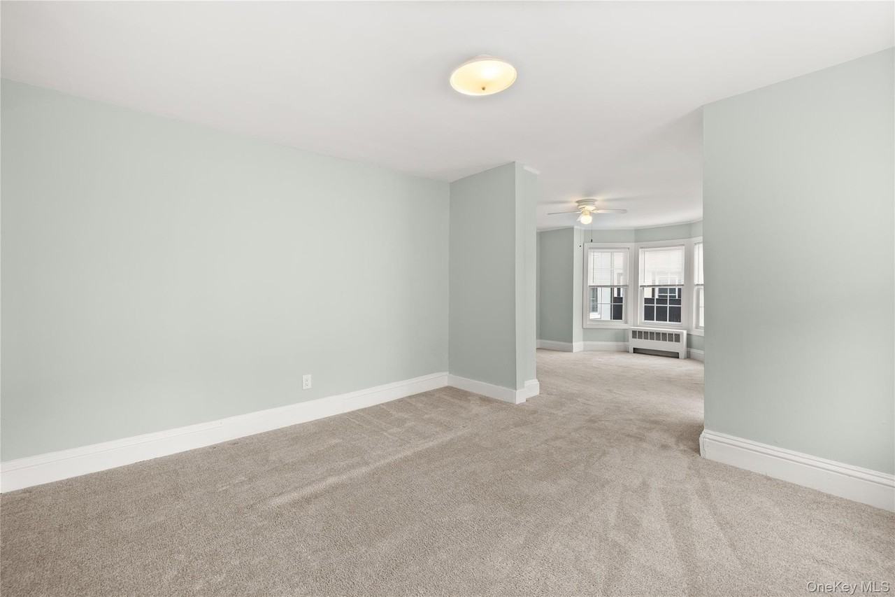 10 Dale Dr #1 - Photo 6 of 15
