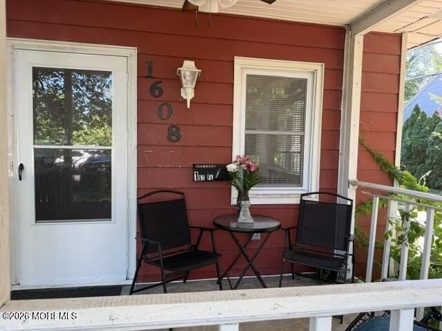 1608 Bay Ave #1stFL - Photo 2 of 19