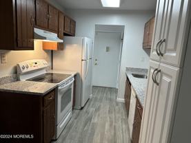 120 Amberly Dr #B - Photo 1 of 1