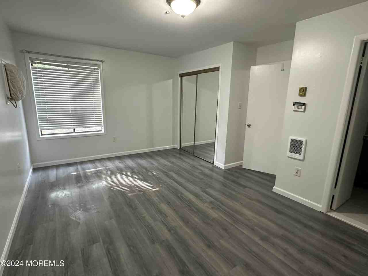 120 Amberly Dr #B - Photo 2 of 9