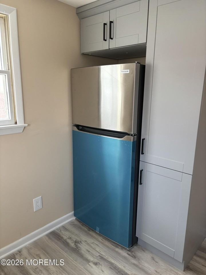 273 Main St - Photo 5 of 18