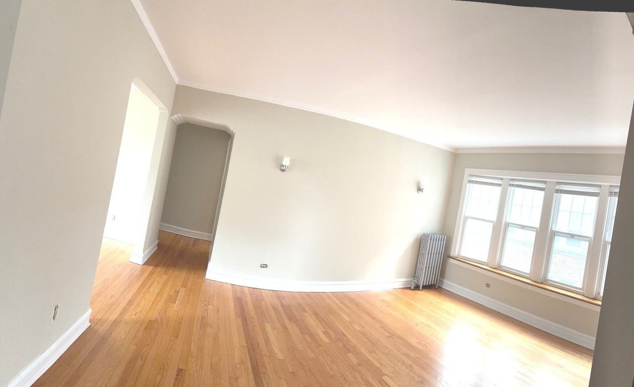 3908 N Central Ave #1D - Photo 3 of 11