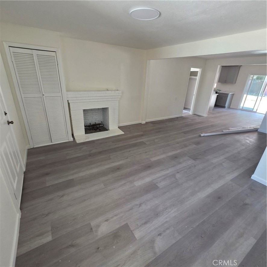 7915 Juniper Ave - Photo 2 of 16