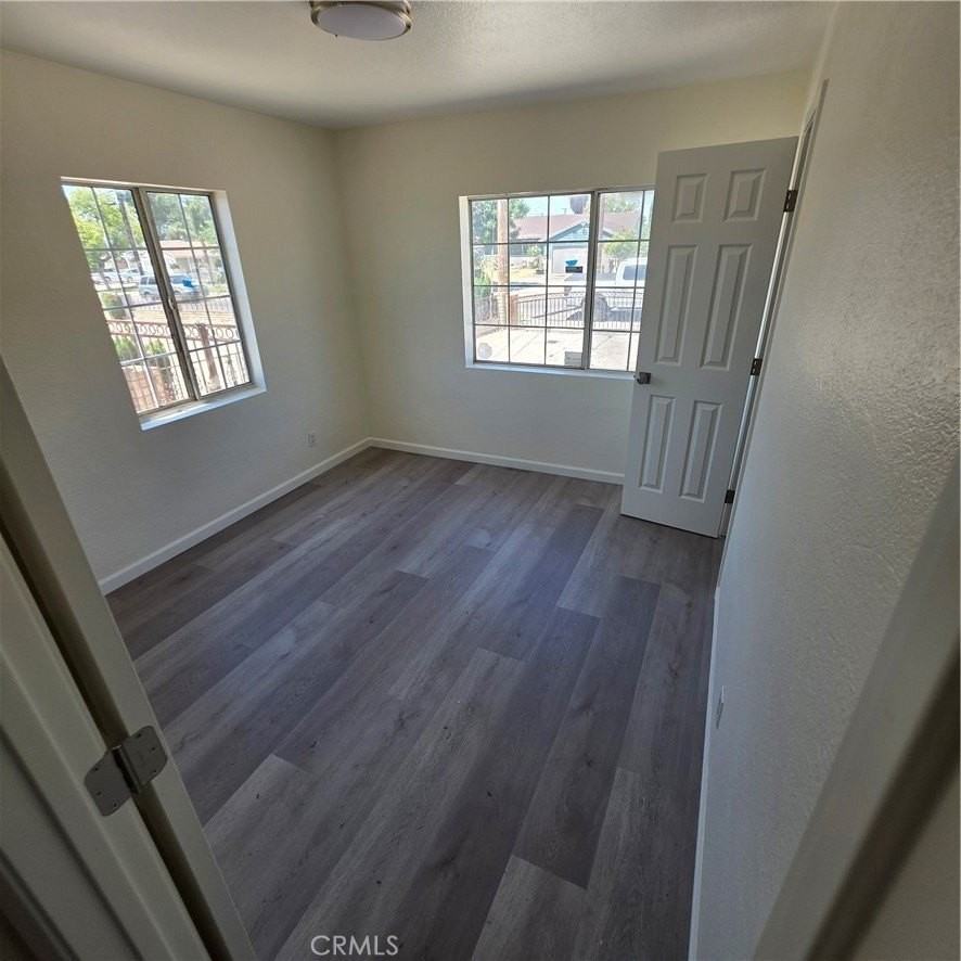 7915 Juniper Ave - Photo 7 of 16