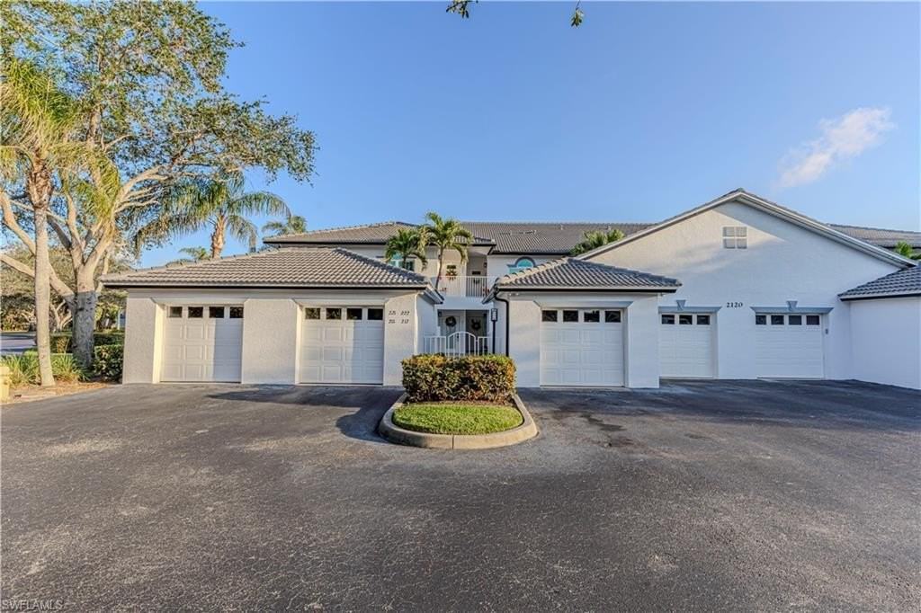 2120 Cay Lagoon Dr #222 - Photo 2 of 20