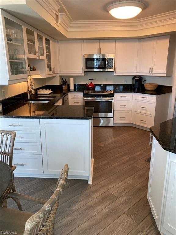 4551 Gulf Shore Blvd N #1606 - Photo 7 of 29