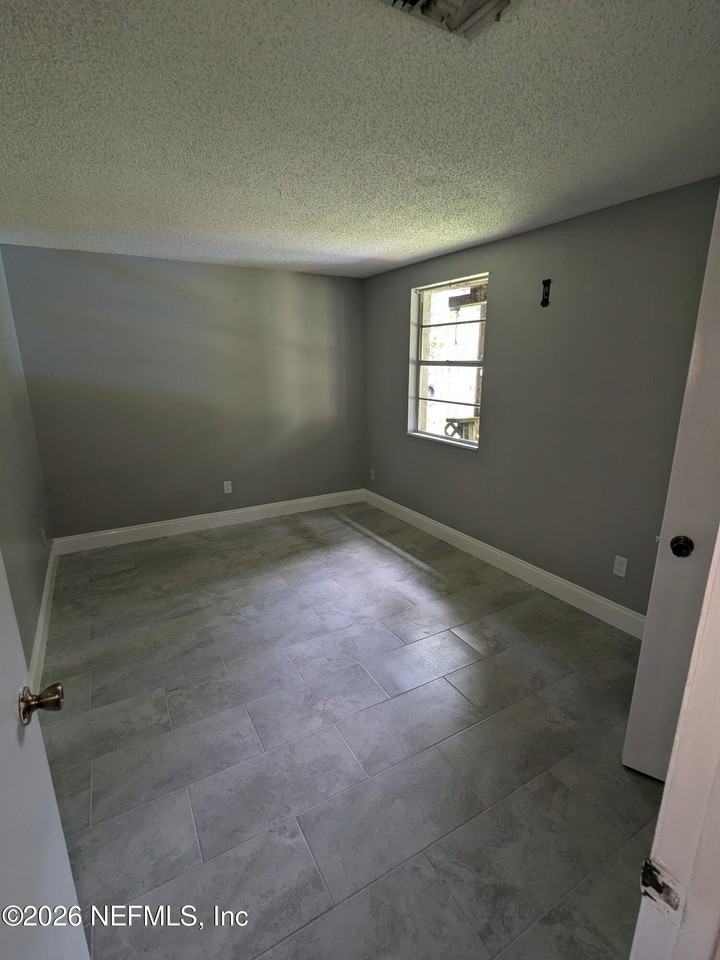 1512 Pawnee St - Photo 5 of 11