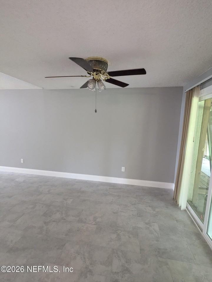 1512 Pawnee St - Photo 6 of 11