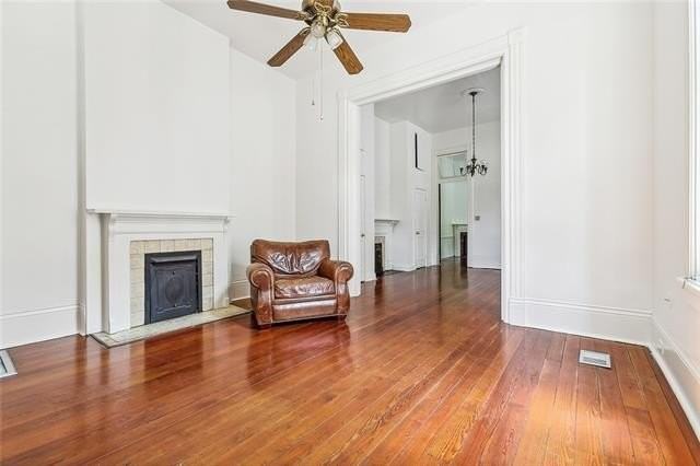 4935 Constance St - Photo 3 of 12