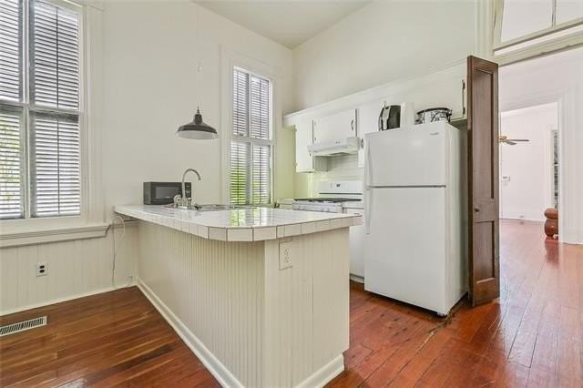 4935 Constance St - Photo 5 of 12