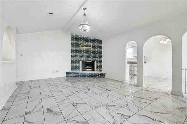 2248 Stall Dr - Photo 3 of 18