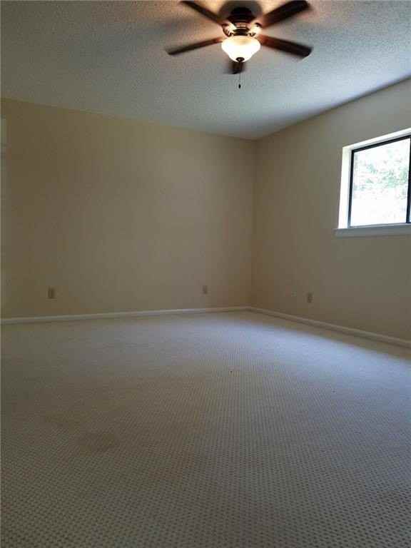 256 Aspenway Dr - Photo 7 of 9