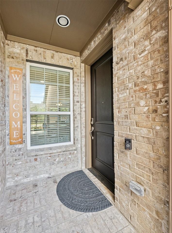 3073 Hamilton St - Photo 4 of 30