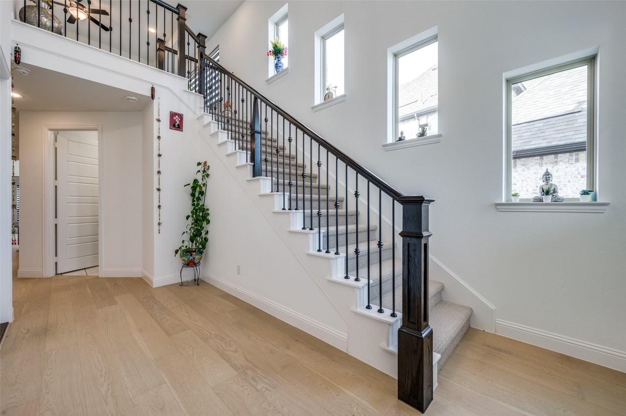 3304 Bonny Bank - Photo 3 of 34