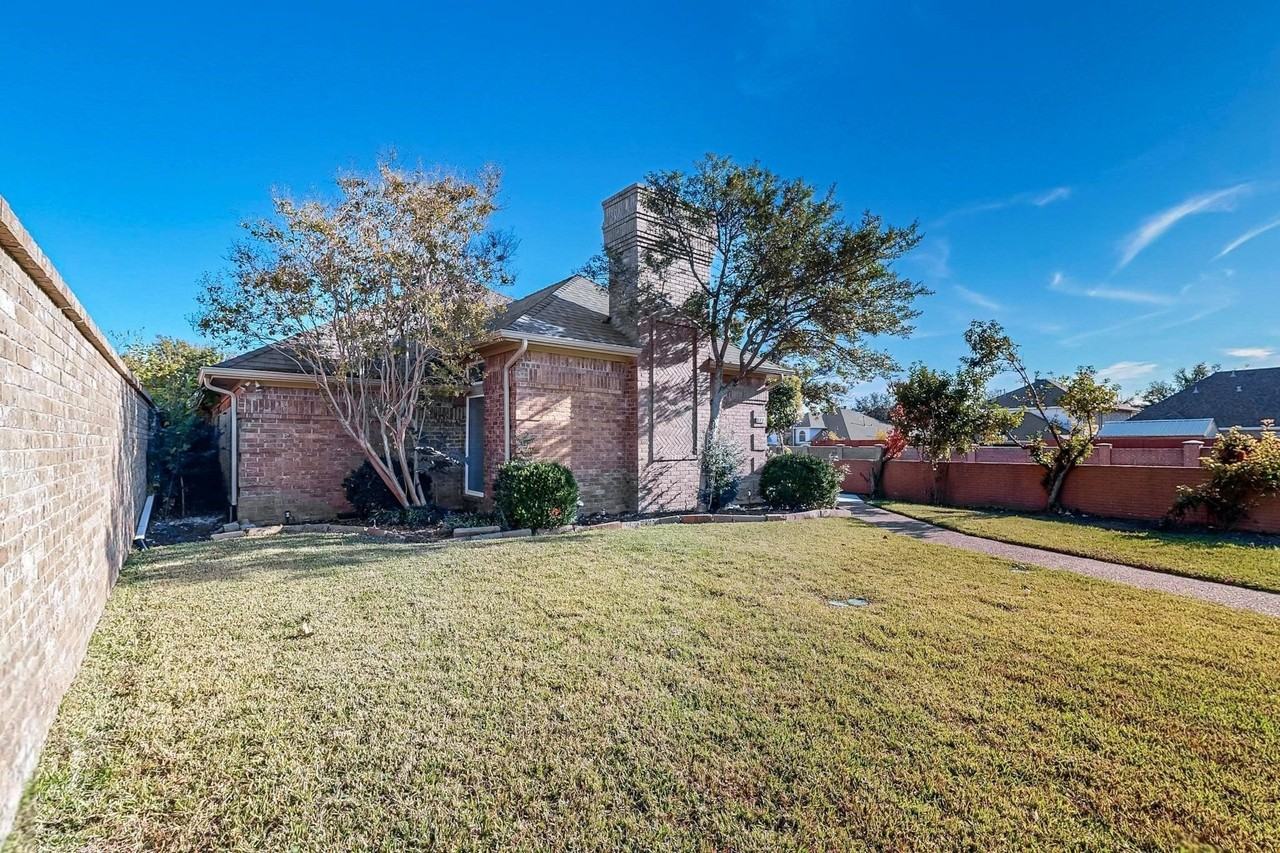811 Oakway Ct - Photo 4 of 35