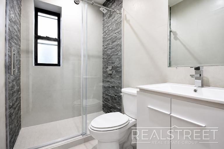 1159 Saint Johns Pl #3B - Photo 6 of 11