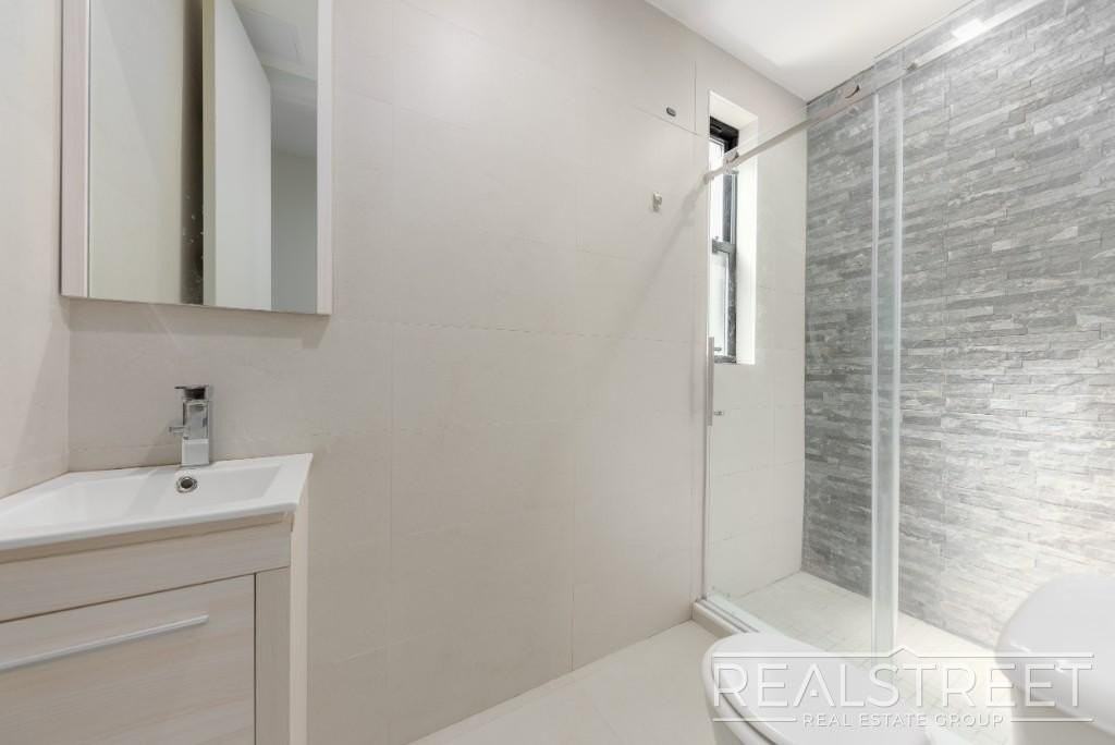 1647 8th Ave #2B - Photo 6 of 15
