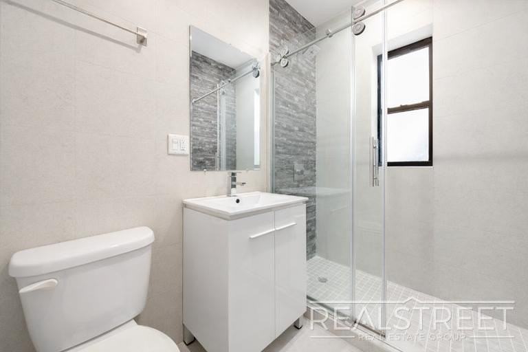1159 Saint Johns Pl #3A - Photo 6 of 11