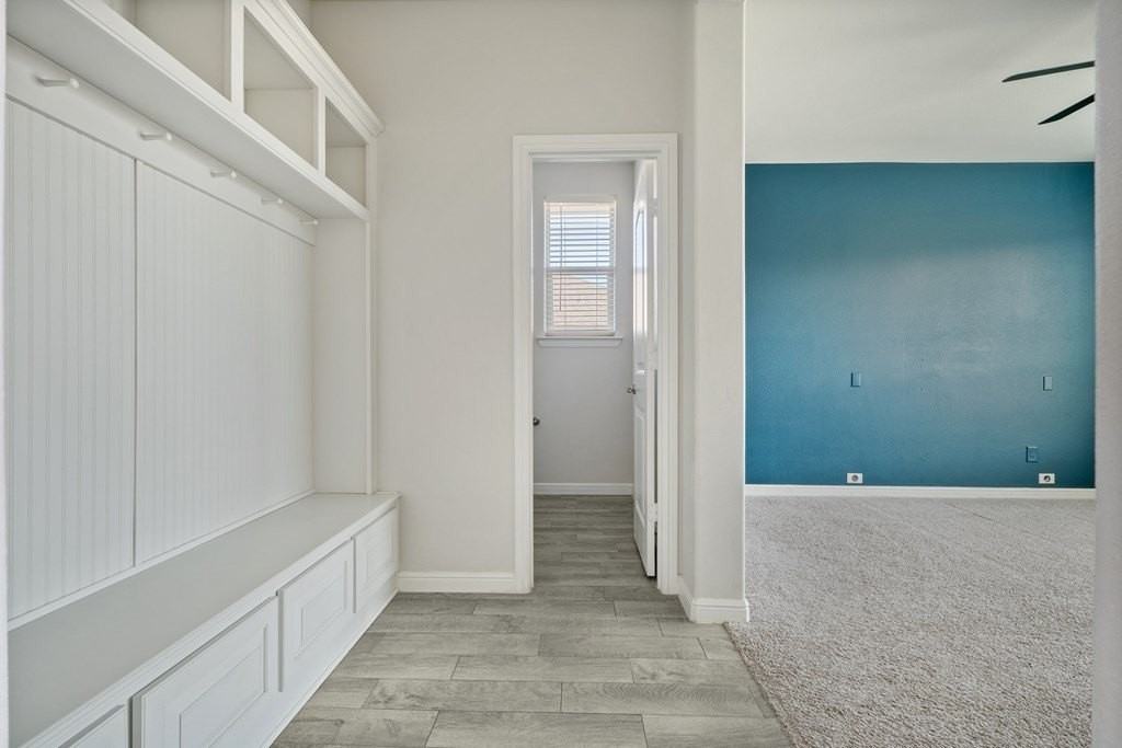 7100 Thomas Paine Rd - Photo 3 of 43