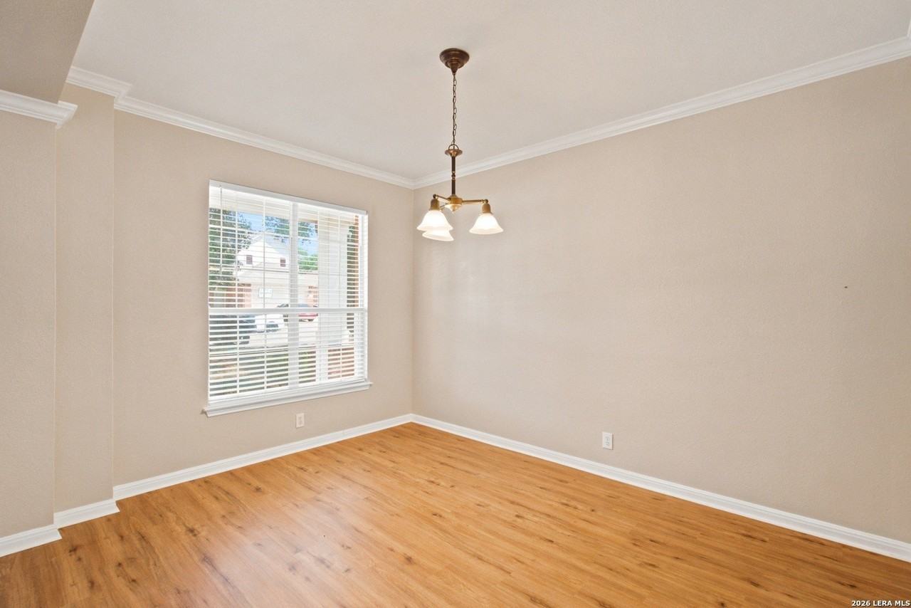 213 Lieck Cv - Photo 3 of 7