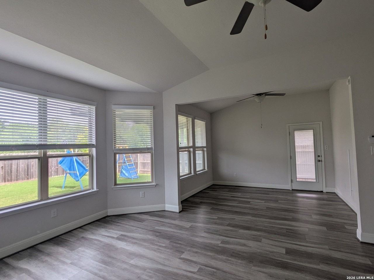 12422 Chena Lk - Photo 4 of 14
