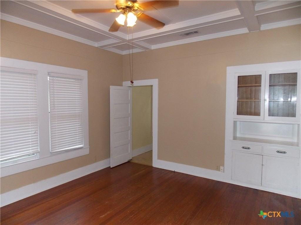 959 Lee St - Photo 3 of 12
