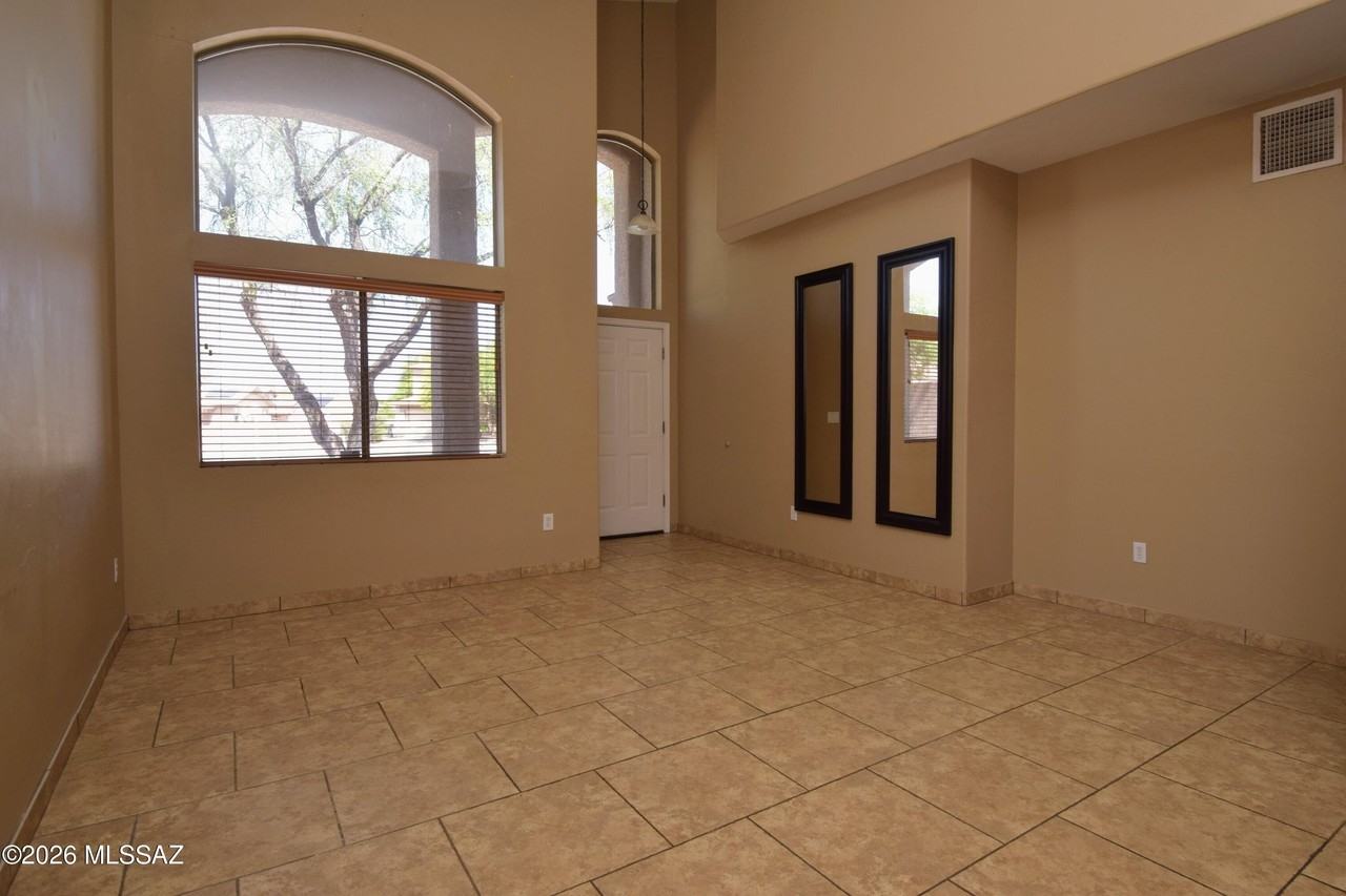 10226 E Desert Eden Pl - Photo 5 of 45