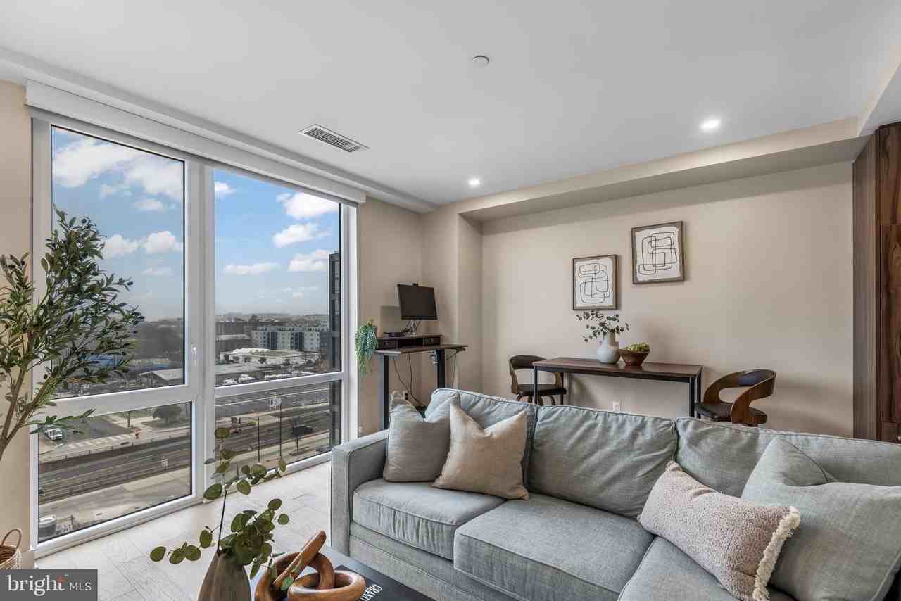 37 L St Se #803 - Photo 2 of 46