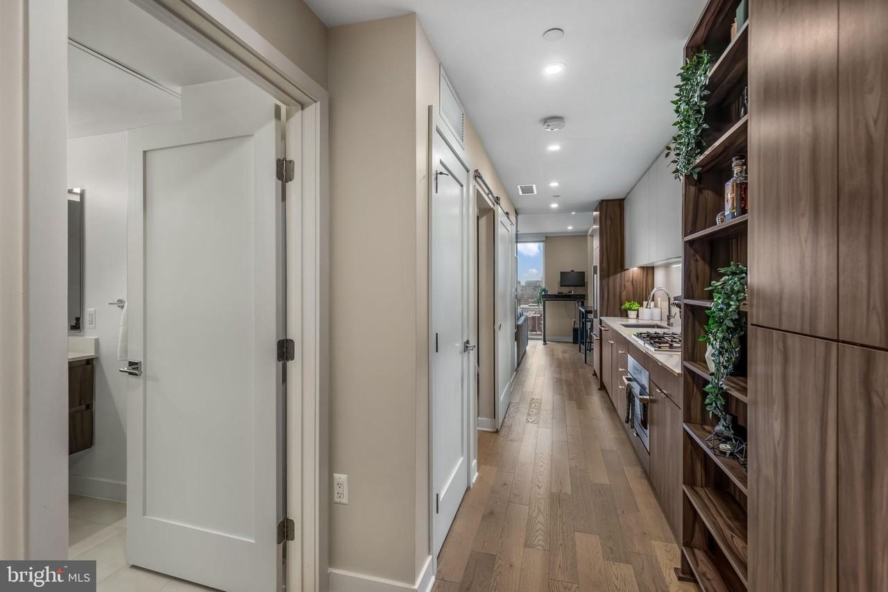 37 L St Se #803 - Photo 7 of 46