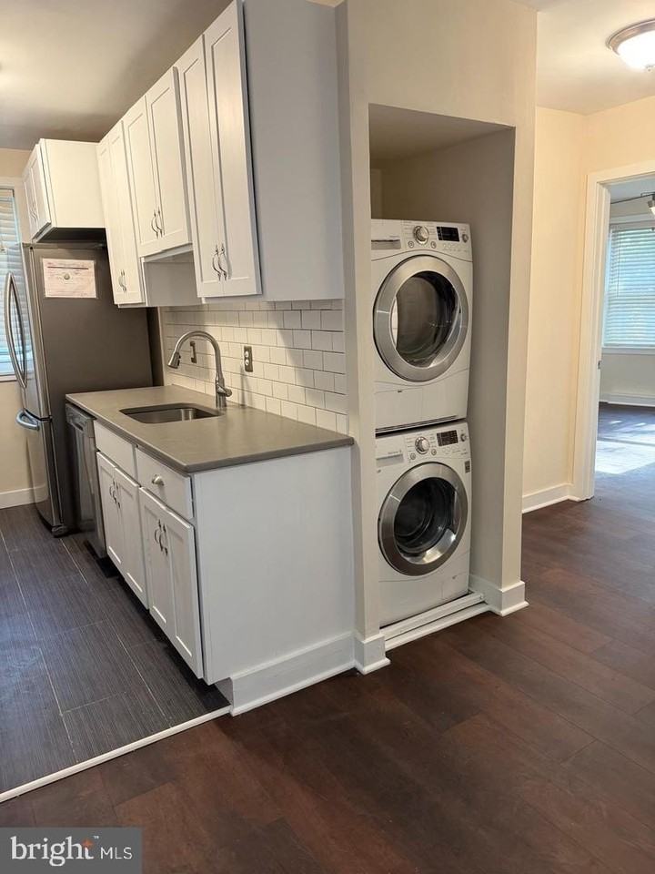 514 Ridge Rd Se #111 - Photo 5 of 7