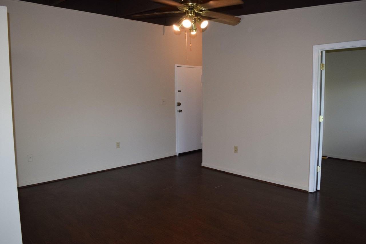 3419 University Blvd W #303 - Photo 3 of 20