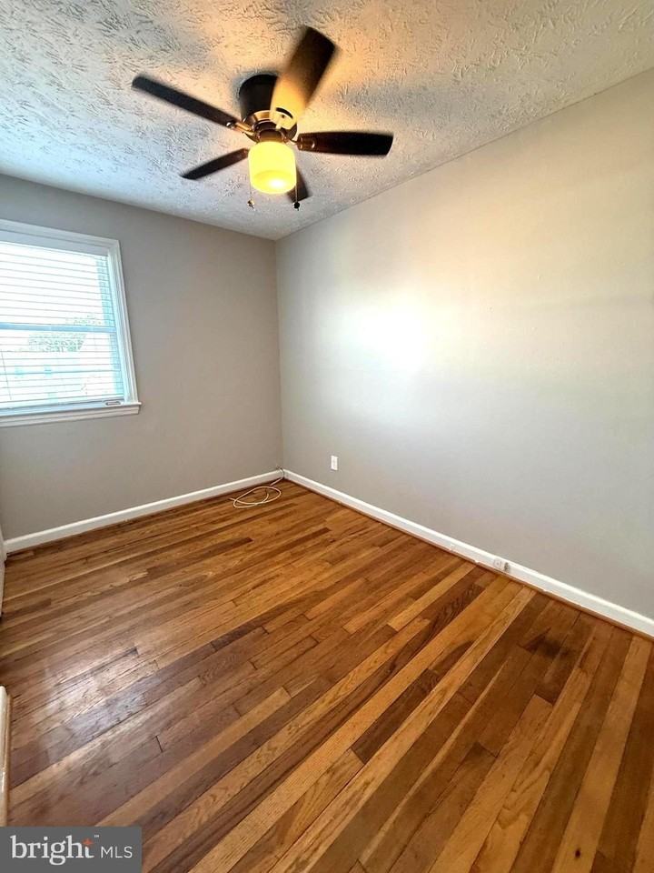 3841 26th Ave - Photo 3 of 12