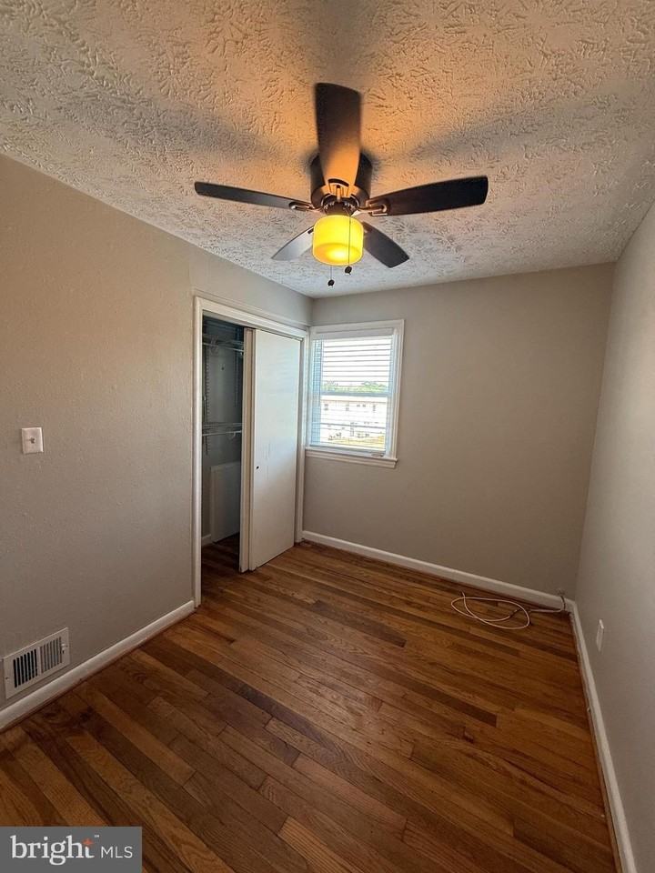 3841 26th Ave - Photo 5 of 12