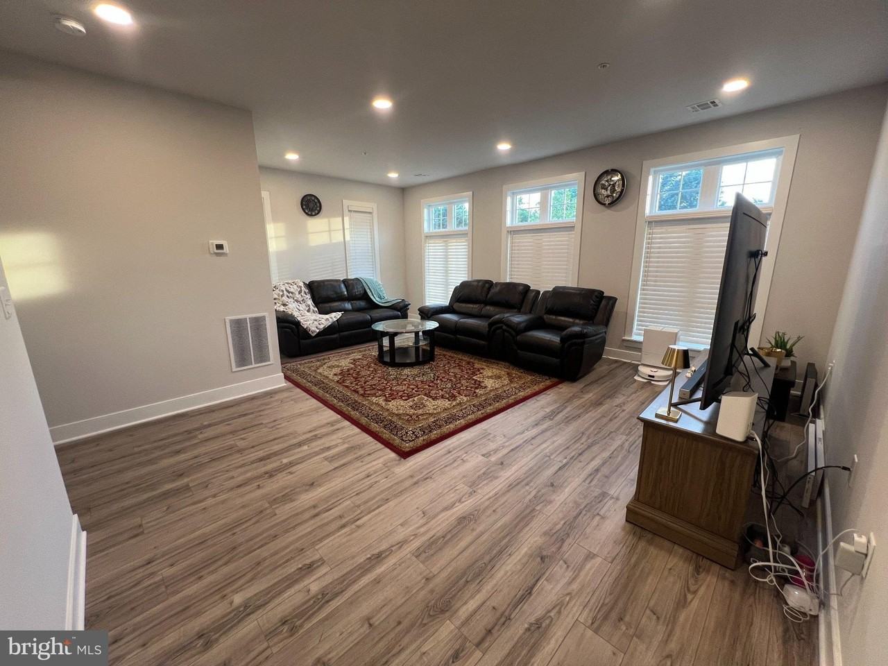 31 Seover Way - Photo 5 of 19