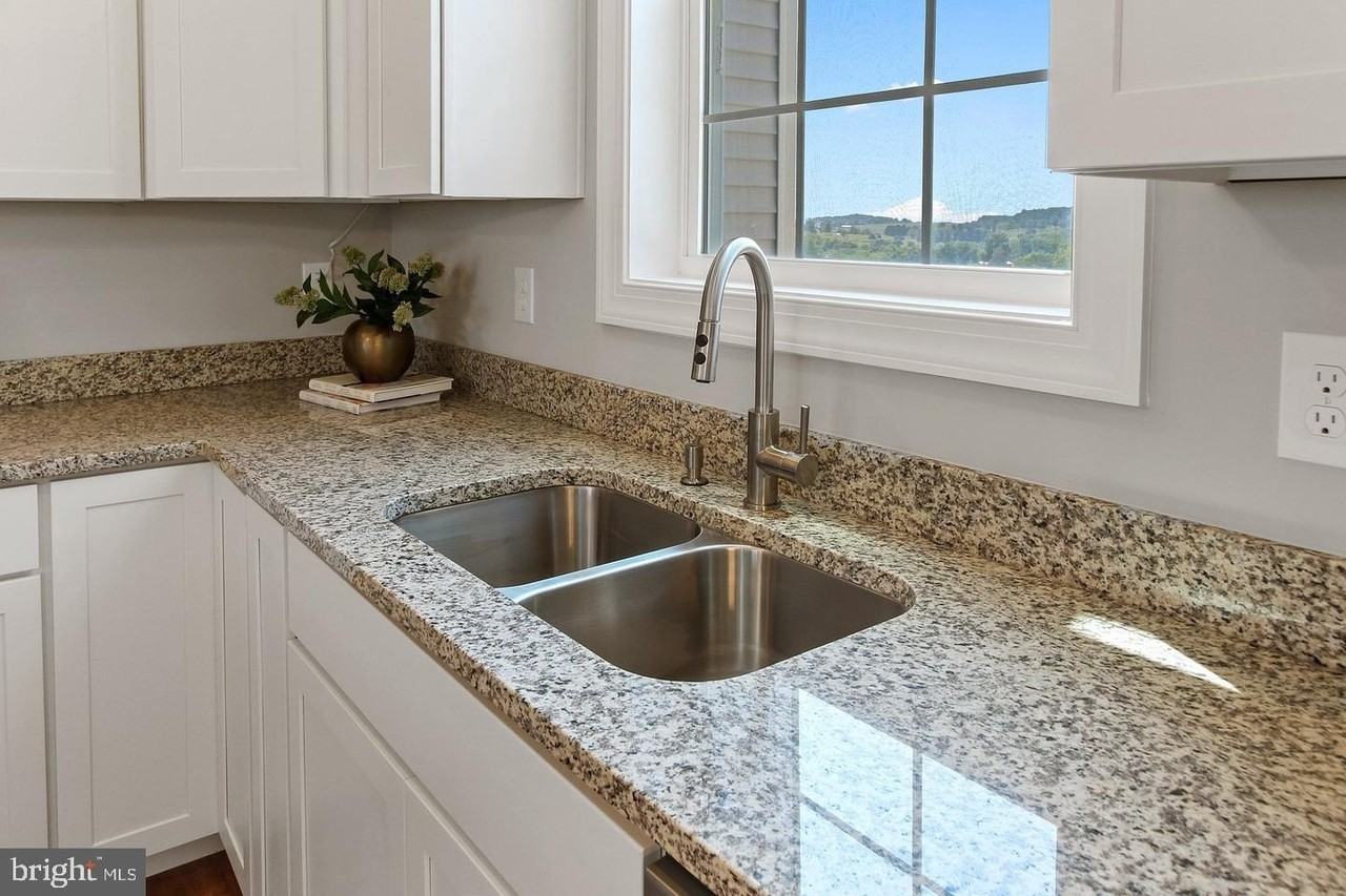 12431 Jackson Ave #13 - Photo 3 of 22