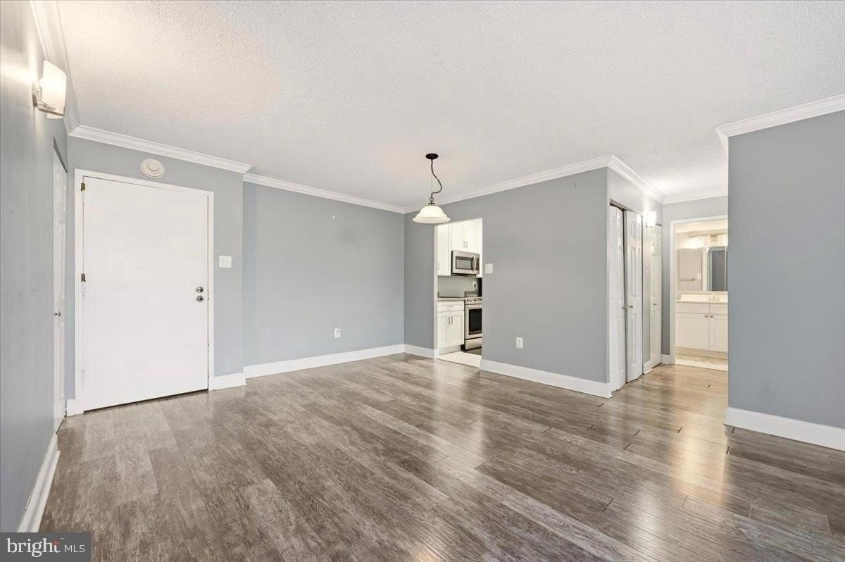 666 W Germantown Pike #1119 - Photo 7 of 23