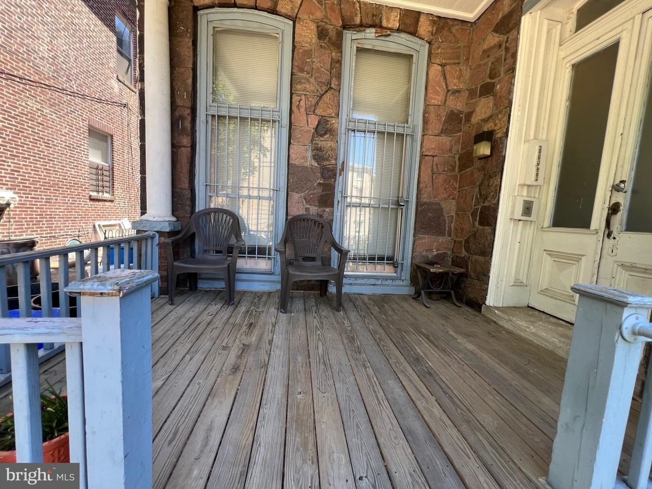 521 S 41st St #1B - Photo 4 of 15