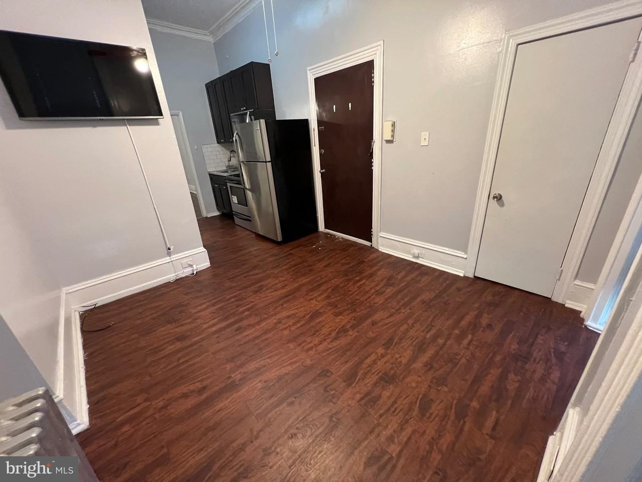 521 S 41st St #1B - Photo 7 of 15