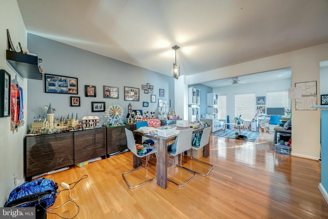 12162 Caldicot Ln - Photo 3 of 10