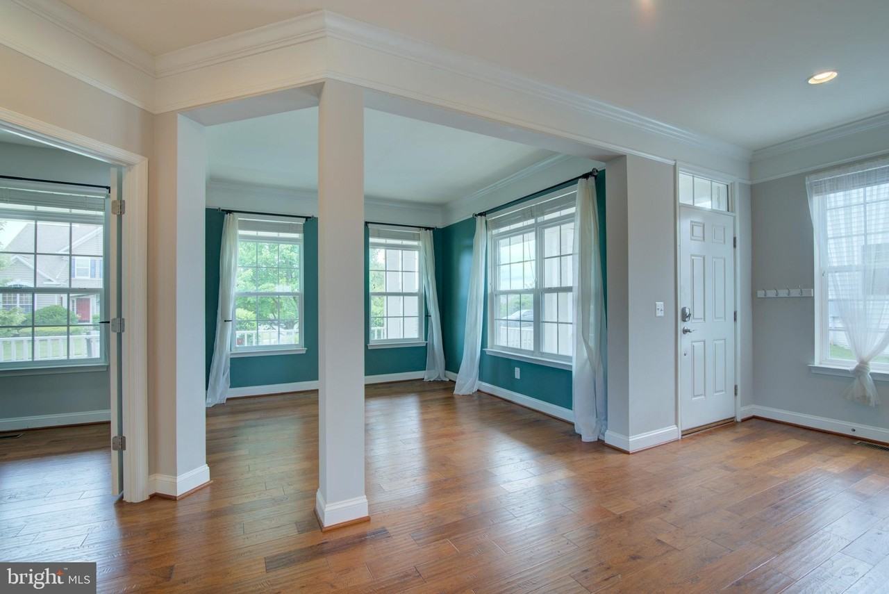 13481 Arcadian Dr - Photo 6 of 50