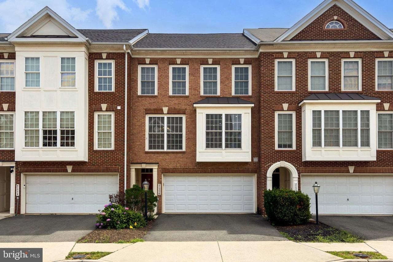 21776 Ladyslipper Sq - Photo 4 of 50