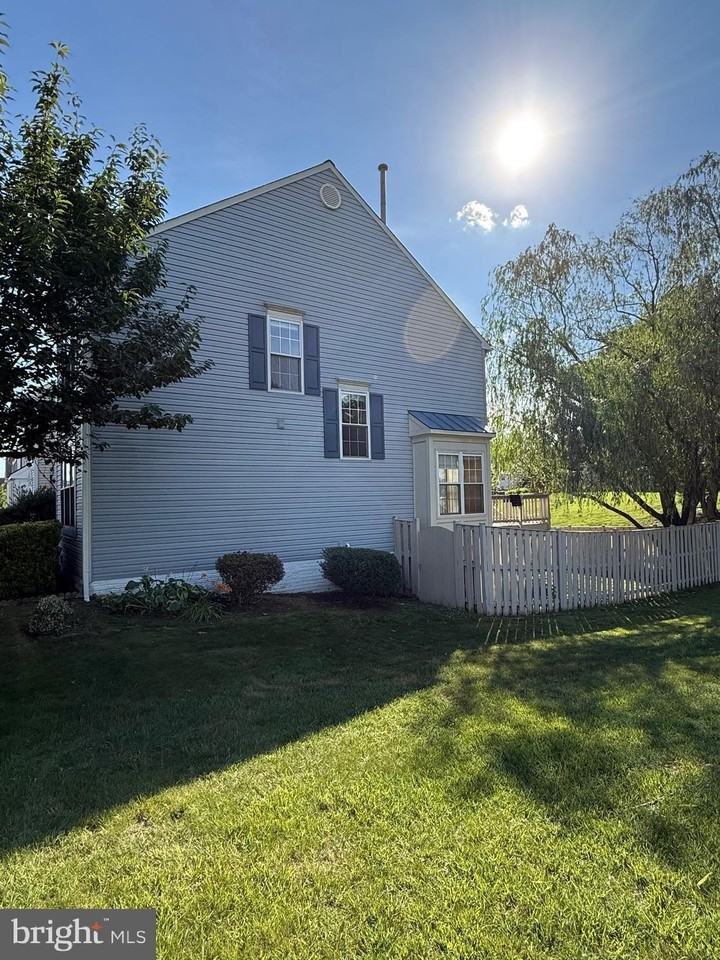 12700 Nettlecreek Pl - Photo 2 of 30