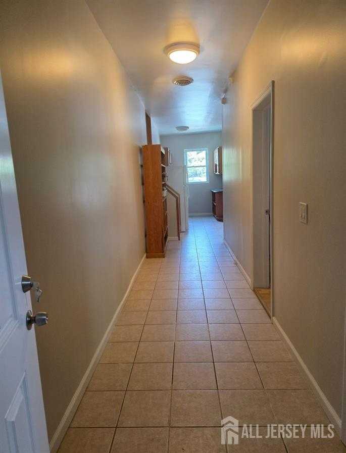 112 Main St - Photo 4 of 15