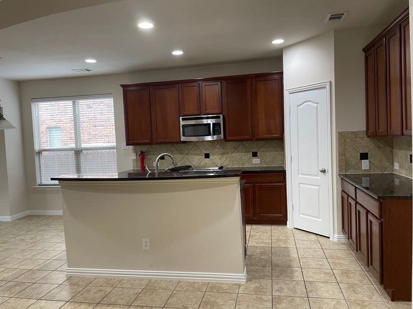 9845 Mcfarring Dr - Photo 2 of 28