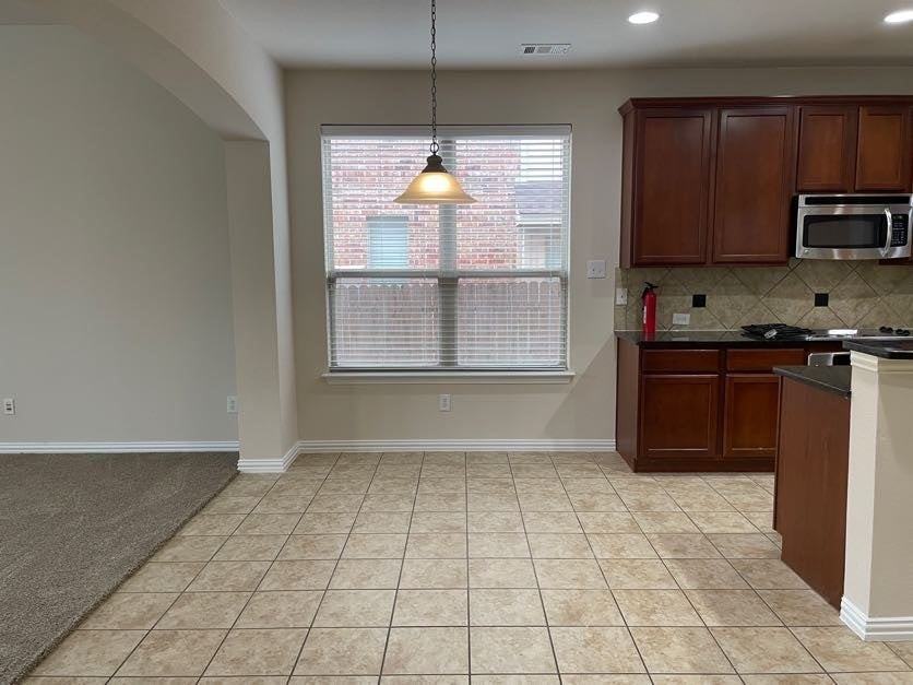9845 Mcfarring Dr - Photo 4 of 28